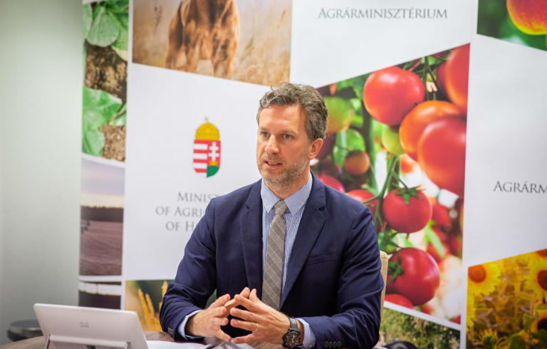Fenntartható agrár-élelmiszeripari rendszereket építünk