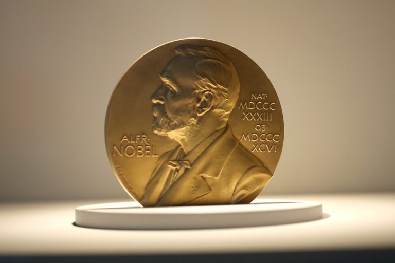 Átadták az első „környezetvédelmi Nobel-díjakat” Átadták az első „környezetvédelmi Nobel-díjakat”